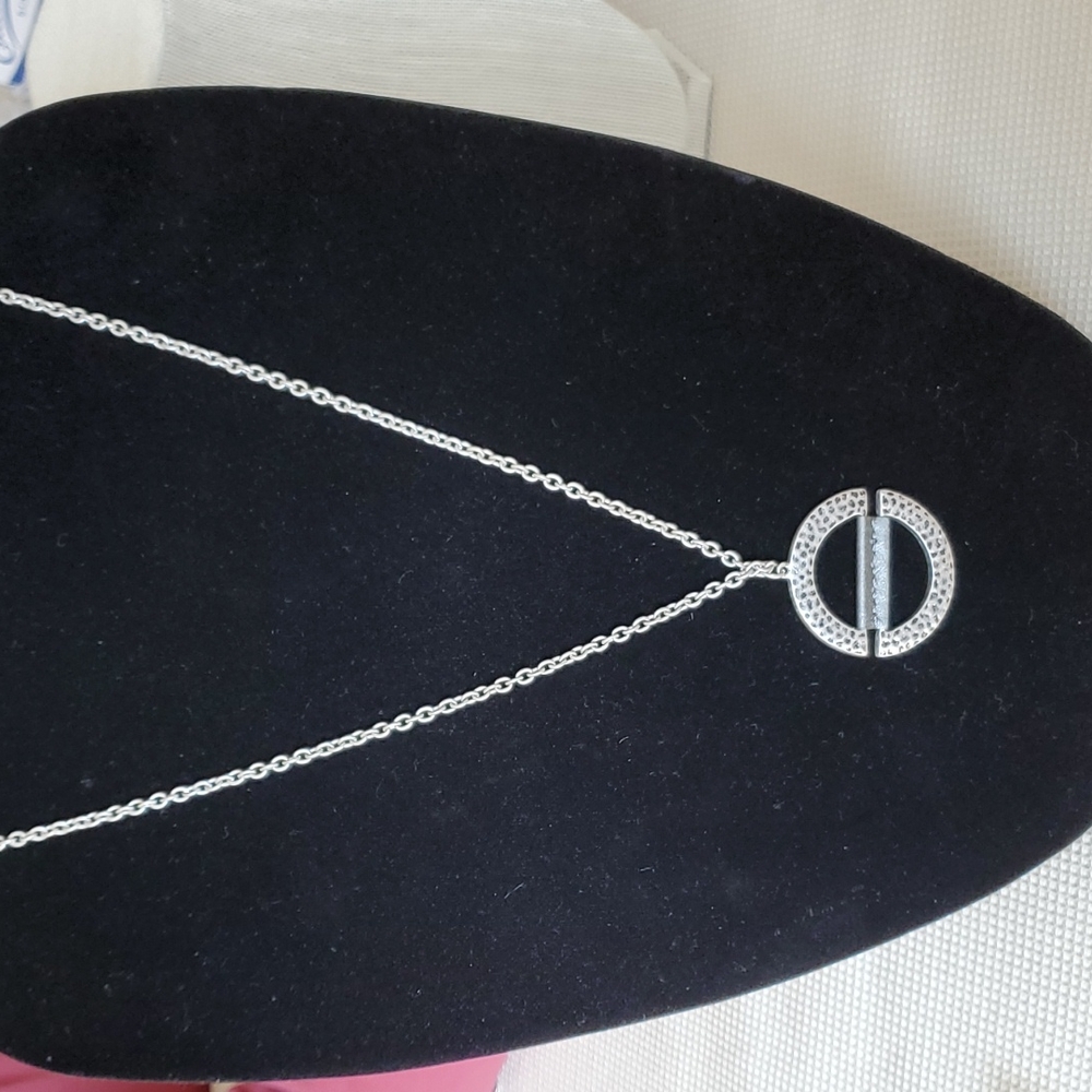 Premiere Designs Reversible Necklace